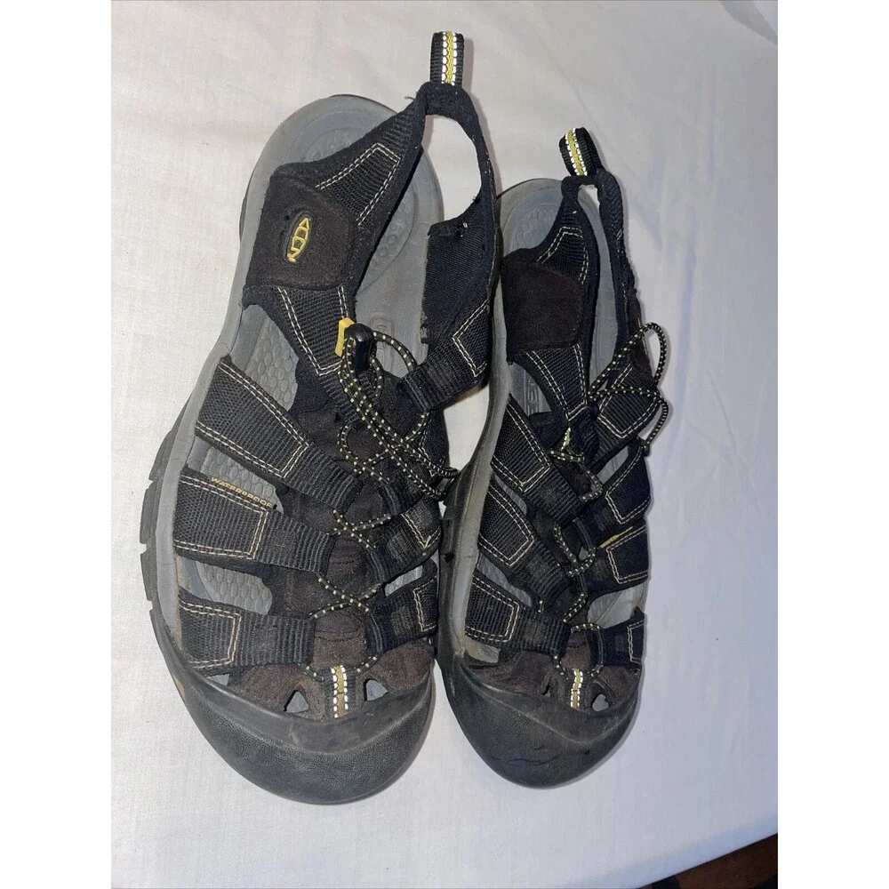 Keen River Sandals Men’s Size 10.5 Medium Black Fabric Waterproof Drawstring